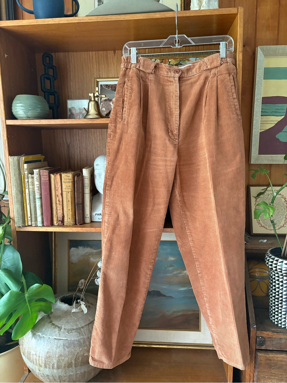 90s VTG Thick Corduroy High Waist Pleated Pant 12
